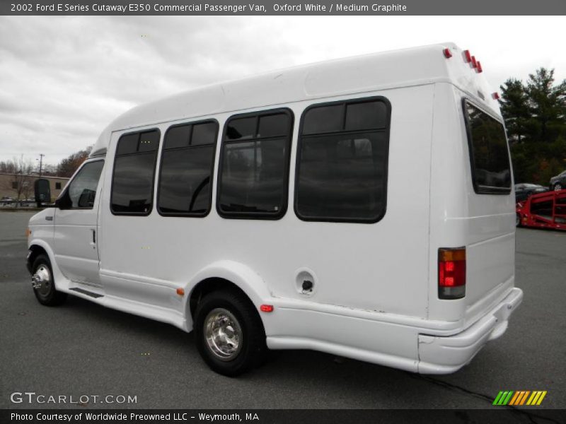 Oxford White / Medium Graphite 2002 Ford E Series Cutaway E350 Commercial Passenger Van