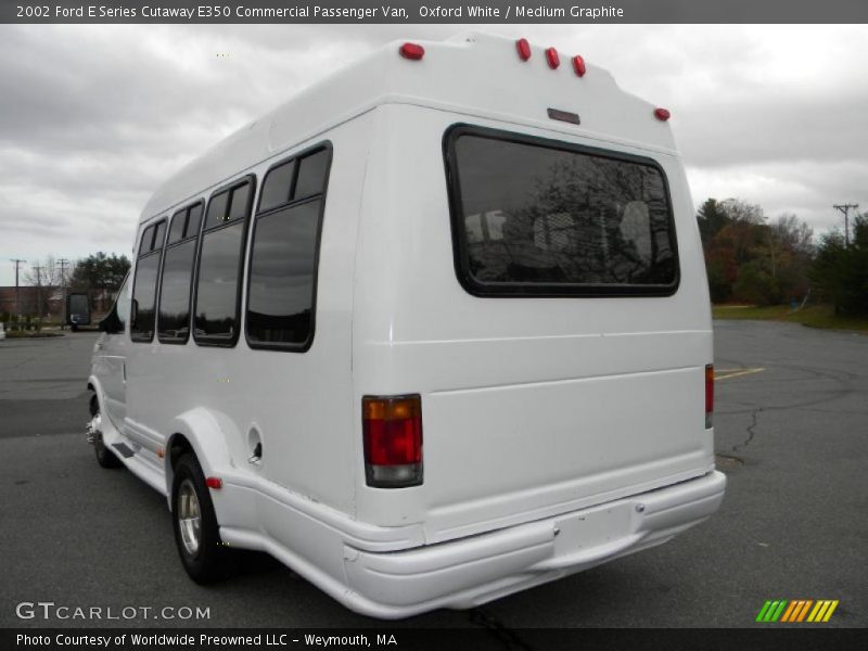 Oxford White / Medium Graphite 2002 Ford E Series Cutaway E350 Commercial Passenger Van