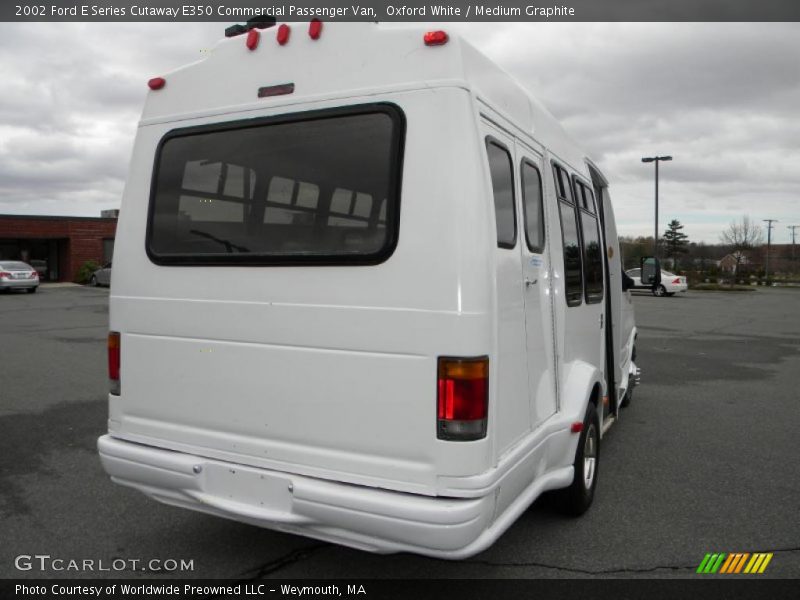 Oxford White / Medium Graphite 2002 Ford E Series Cutaway E350 Commercial Passenger Van