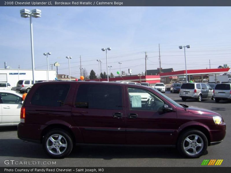 Bordeaux Red Metallic / Cashmere Beige 2008 Chevrolet Uplander LS