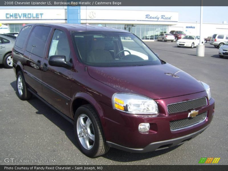 Bordeaux Red Metallic / Cashmere Beige 2008 Chevrolet Uplander LS