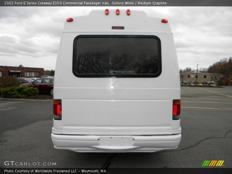 Oxford White / Medium Graphite 2002 Ford E Series Cutaway E350 Commercial Passenger Van