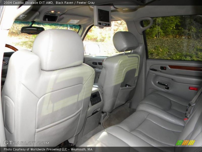  2004 Escalade EXT AWD Pewter Gray Interior
