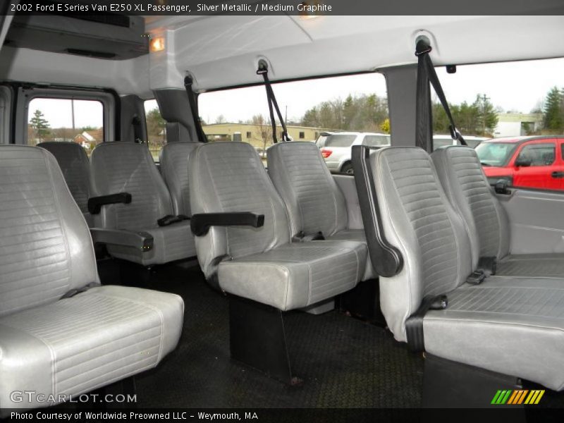 Silver Metallic / Medium Graphite 2002 Ford E Series Van E250 XL Passenger