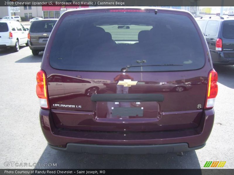 Bordeaux Red Metallic / Cashmere Beige 2008 Chevrolet Uplander LS