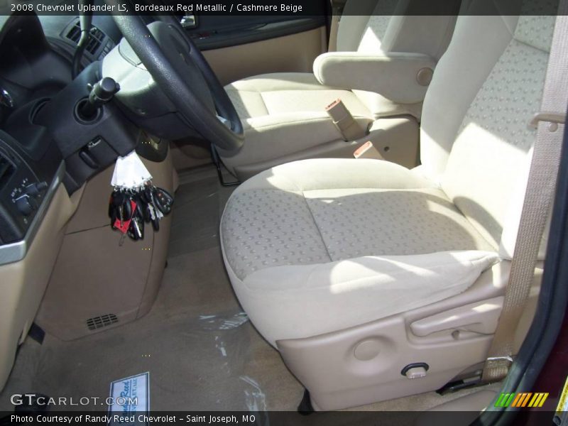 Bordeaux Red Metallic / Cashmere Beige 2008 Chevrolet Uplander LS