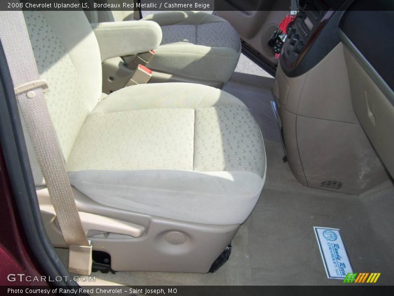 Bordeaux Red Metallic / Cashmere Beige 2008 Chevrolet Uplander LS