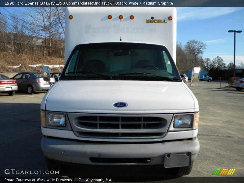 Oxford White / Medium Graphite 1998 Ford E Series Cutaway E350 Commercial Moving Truck