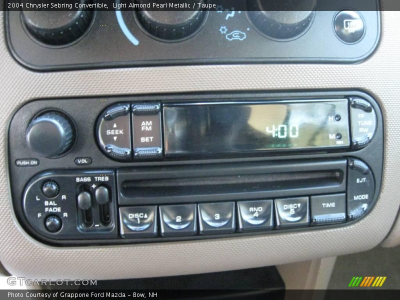 Light Almond Pearl Metallic / Taupe 2004 Chrysler Sebring Convertible