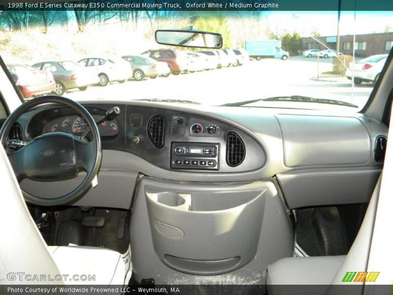 Dashboard of 1998 E Series Cutaway E350 Commercial Moving Truck