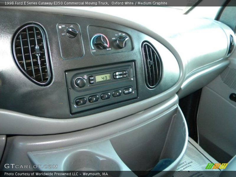 Controls of 1998 E Series Cutaway E350 Commercial Moving Truck