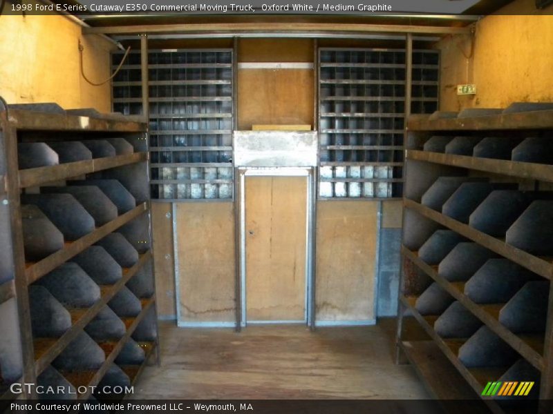 Oxford White / Medium Graphite 1998 Ford E Series Cutaway E350 Commercial Moving Truck