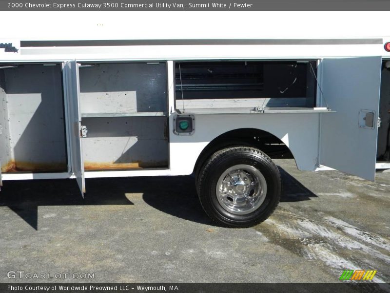 Summit White / Pewter 2000 Chevrolet Express Cutaway 3500 Commercial Utility Van