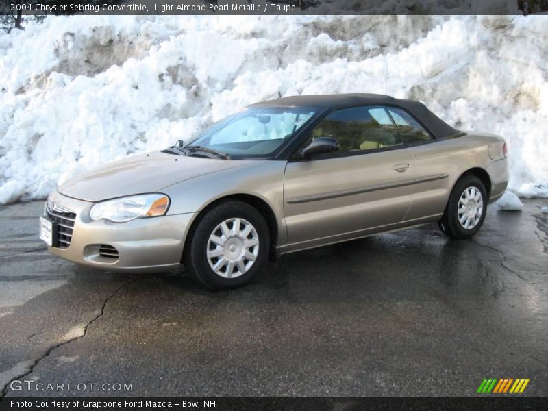 Light Almond Pearl Metallic / Taupe 2004 Chrysler Sebring Convertible