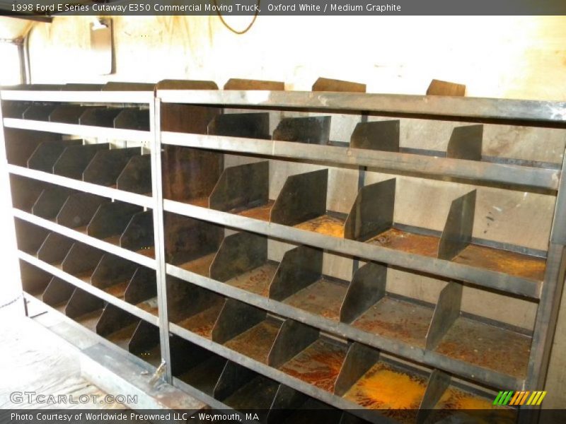 Oxford White / Medium Graphite 1998 Ford E Series Cutaway E350 Commercial Moving Truck