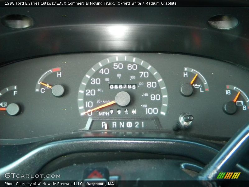 Oxford White / Medium Graphite 1998 Ford E Series Cutaway E350 Commercial Moving Truck