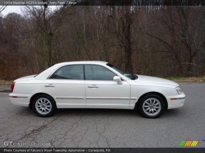 Ivory Pearl / Beige 2004 Hyundai XG350 Sedan
