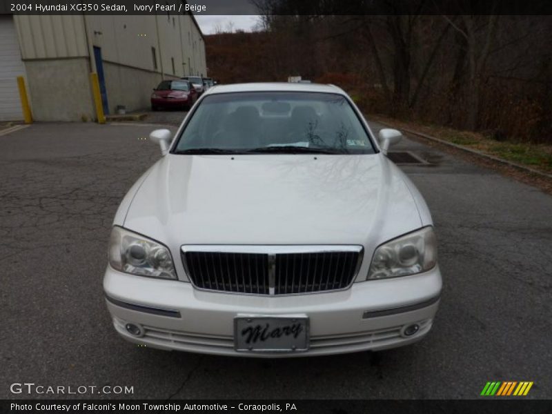 Ivory Pearl / Beige 2004 Hyundai XG350 Sedan