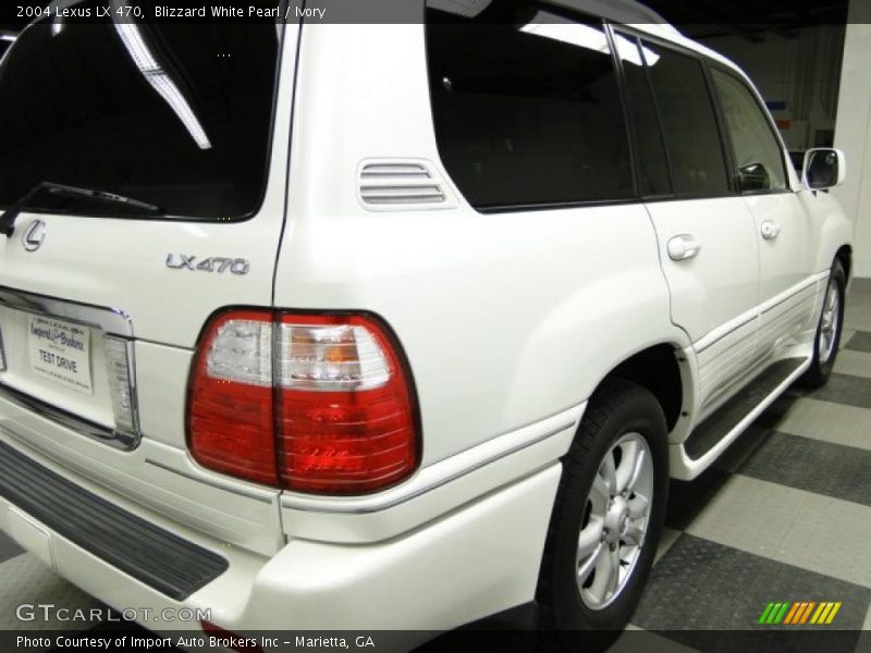 Blizzard White Pearl / Ivory 2004 Lexus LX 470