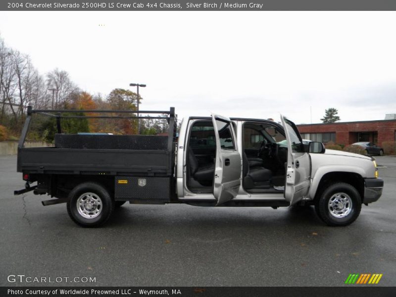 Silver Birch / Medium Gray 2004 Chevrolet Silverado 2500HD LS Crew Cab 4x4 Chassis