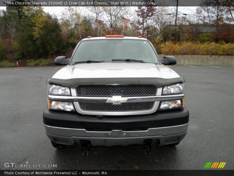 Silver Birch / Medium Gray 2004 Chevrolet Silverado 2500HD LS Crew Cab 4x4 Chassis