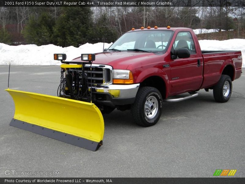 Toreador Red Metallic / Medium Graphite 2001 Ford F350 Super Duty XLT Regular Cab 4x4