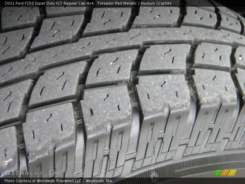 Toreador Red Metallic / Medium Graphite 2001 Ford F350 Super Duty XLT Regular Cab 4x4