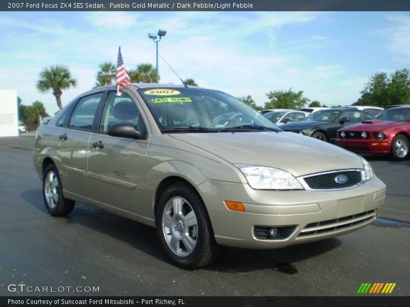 Front 3/4 View of 2007 Focus ZX4 SES Sedan