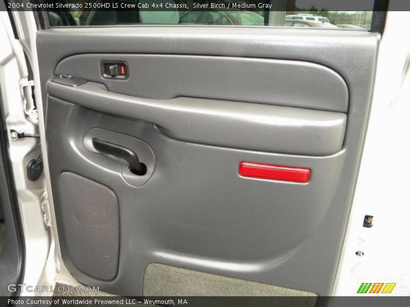 Silver Birch / Medium Gray 2004 Chevrolet Silverado 2500HD LS Crew Cab 4x4 Chassis