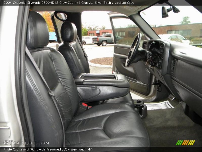 Silver Birch / Medium Gray 2004 Chevrolet Silverado 2500HD LS Crew Cab 4x4 Chassis