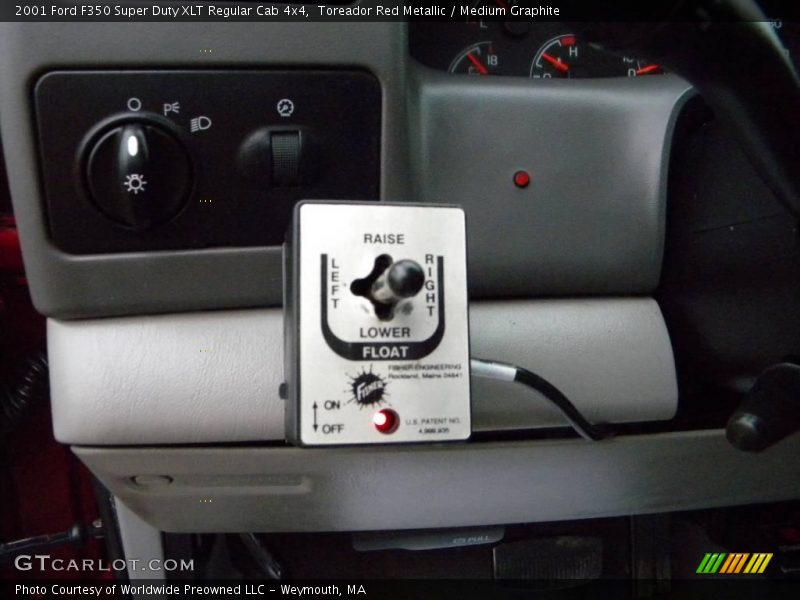 Toreador Red Metallic / Medium Graphite 2001 Ford F350 Super Duty XLT Regular Cab 4x4