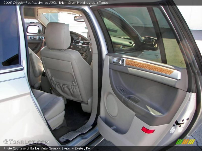 Bright Silver Metallic / Light Taupe 2006 Chrysler Pacifica Limited AWD