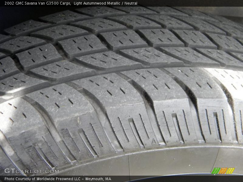 Light Autumnwood Metallic / Neutral 2002 GMC Savana Van G3500 Cargo