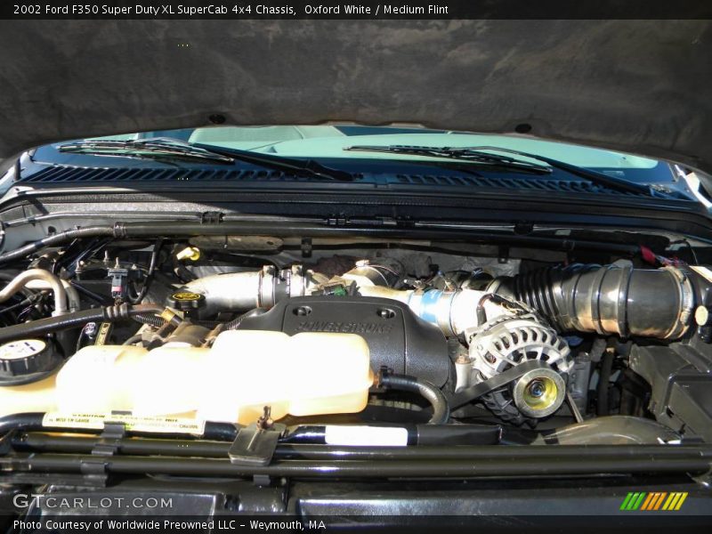 Oxford White / Medium Flint 2002 Ford F350 Super Duty XL SuperCab 4x4 Chassis