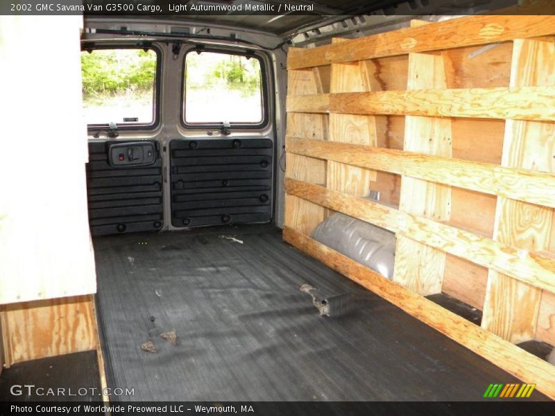 Light Autumnwood Metallic / Neutral 2002 GMC Savana Van G3500 Cargo