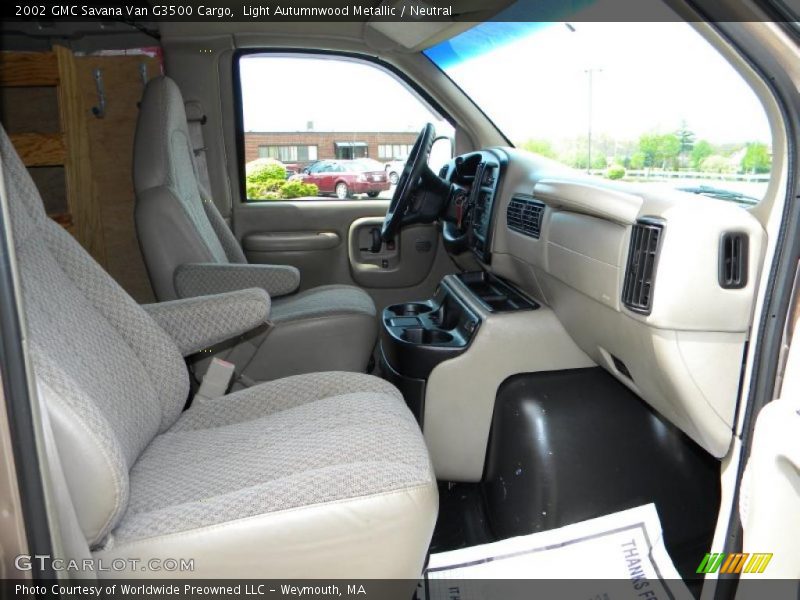 Light Autumnwood Metallic / Neutral 2002 GMC Savana Van G3500 Cargo