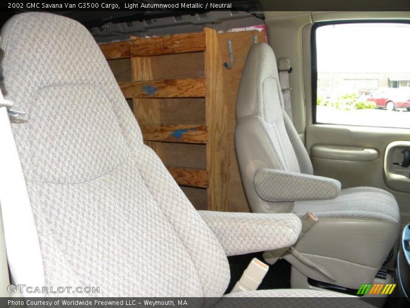 Light Autumnwood Metallic / Neutral 2002 GMC Savana Van G3500 Cargo