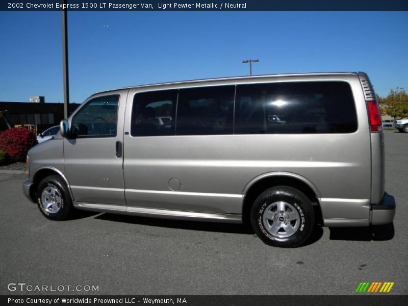 Light Pewter Metallic / Neutral 2002 Chevrolet Express 1500 LT Passenger Van