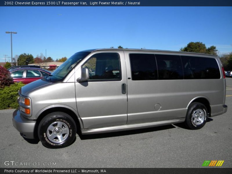 Light Pewter Metallic / Neutral 2002 Chevrolet Express 1500 LT Passenger Van