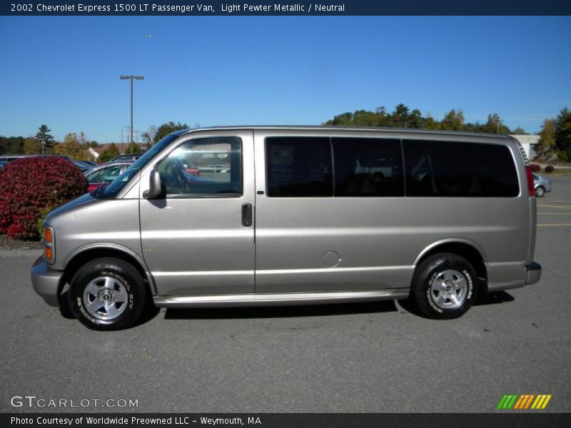 Light Pewter Metallic / Neutral 2002 Chevrolet Express 1500 LT Passenger Van