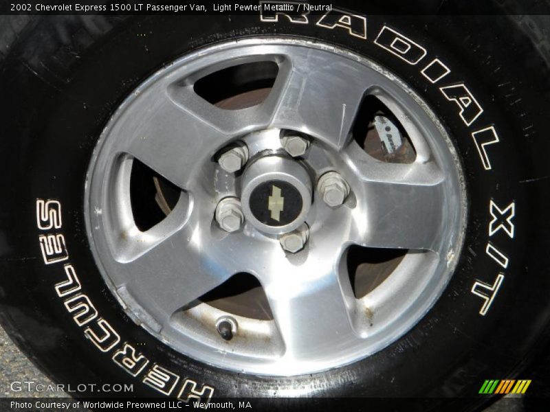Light Pewter Metallic / Neutral 2002 Chevrolet Express 1500 LT Passenger Van