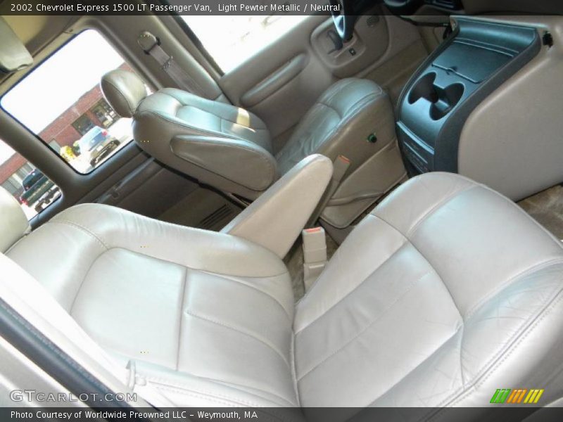  2002 Express 1500 LT Passenger Van Neutral Interior