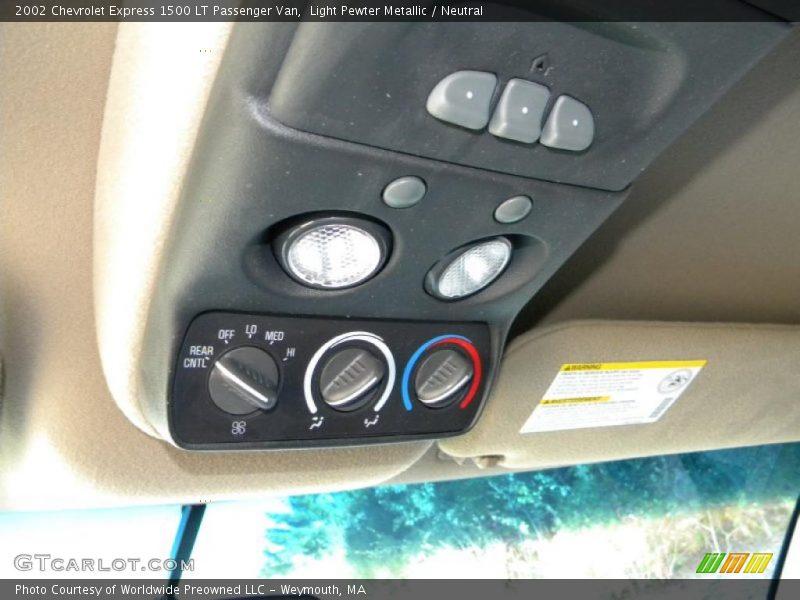 Controls of 2002 Express 1500 LT Passenger Van