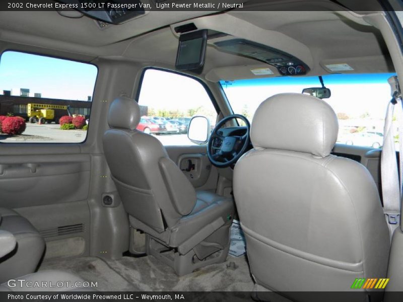  2002 Express 1500 LT Passenger Van Neutral Interior