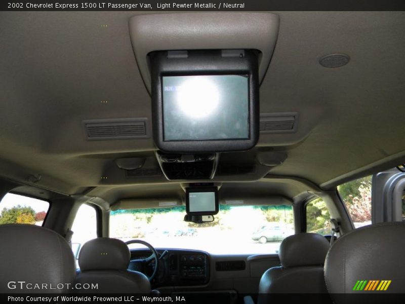 Light Pewter Metallic / Neutral 2002 Chevrolet Express 1500 LT Passenger Van