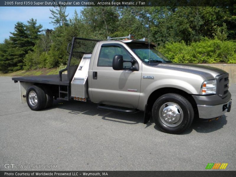 Arizona Beige Metallic / Tan 2005 Ford F350 Super Duty XL Regular Cab Chassis
