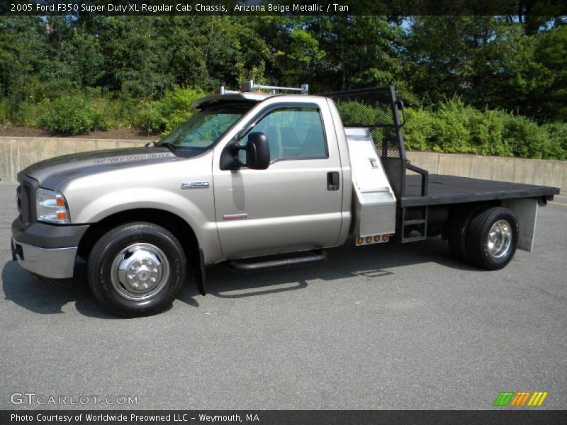 Arizona Beige Metallic / Tan 2005 Ford F350 Super Duty XL Regular Cab Chassis
