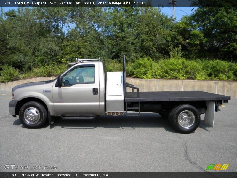 Arizona Beige Metallic / Tan 2005 Ford F350 Super Duty XL Regular Cab Chassis