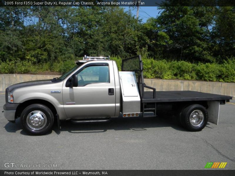  2005 F350 Super Duty XL Regular Cab Chassis Arizona Beige Metallic