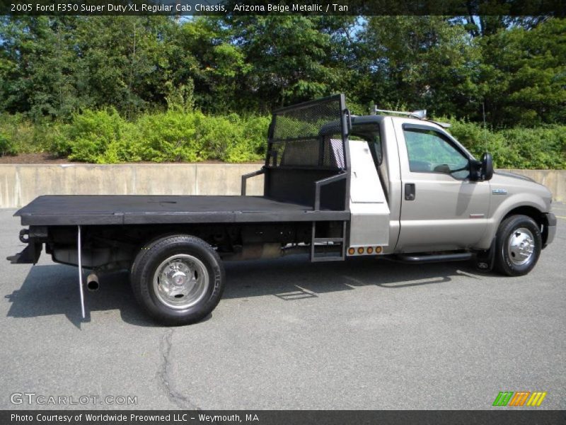  2005 F350 Super Duty XL Regular Cab Chassis Arizona Beige Metallic